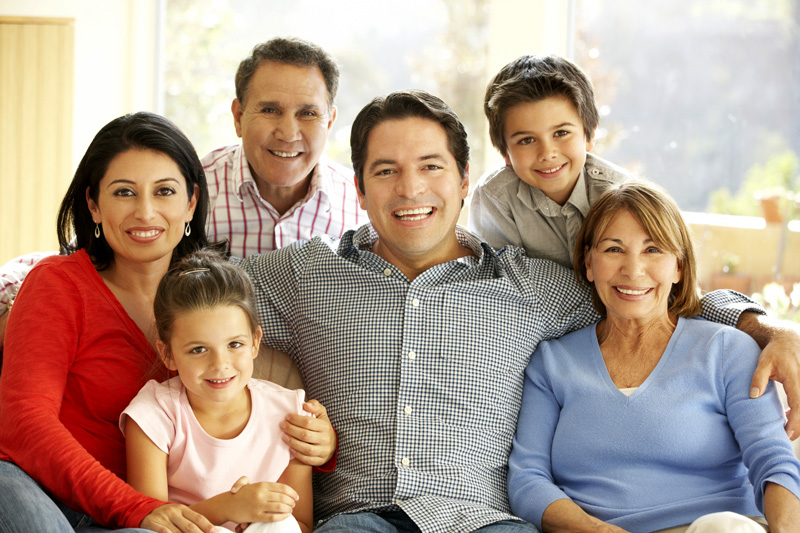 Portrait of extended Latin family