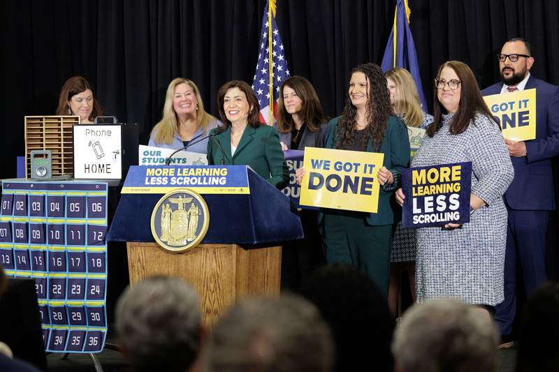 NY State Governor Hochul Smartphone Ban